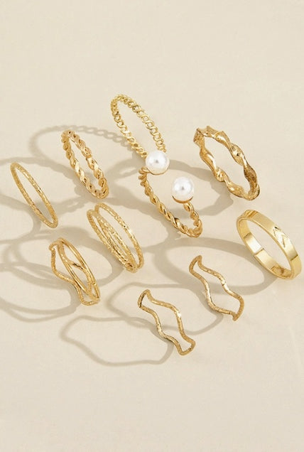 Gold ring set